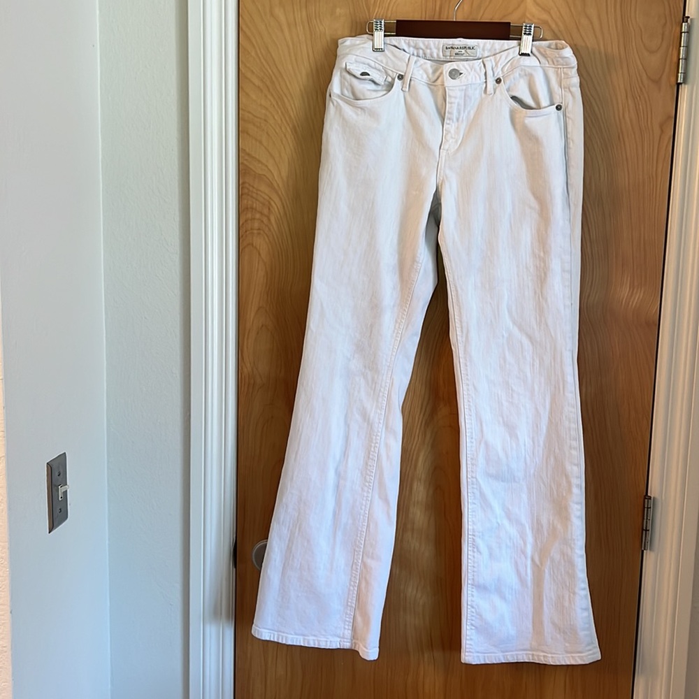 Banana Republic White Bootcut Jeans size 8R